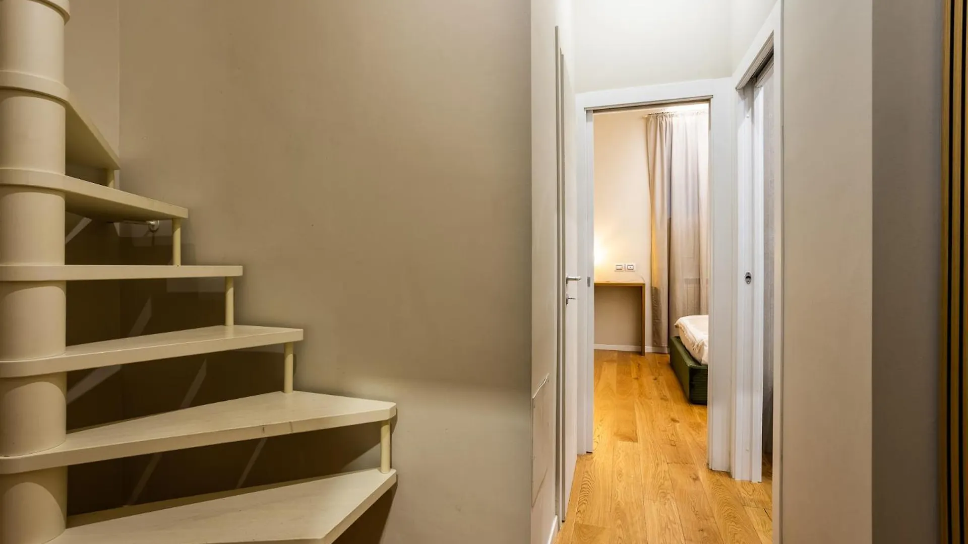 Апартаменты Duomo 9 - Luxury Modern Loft Милан